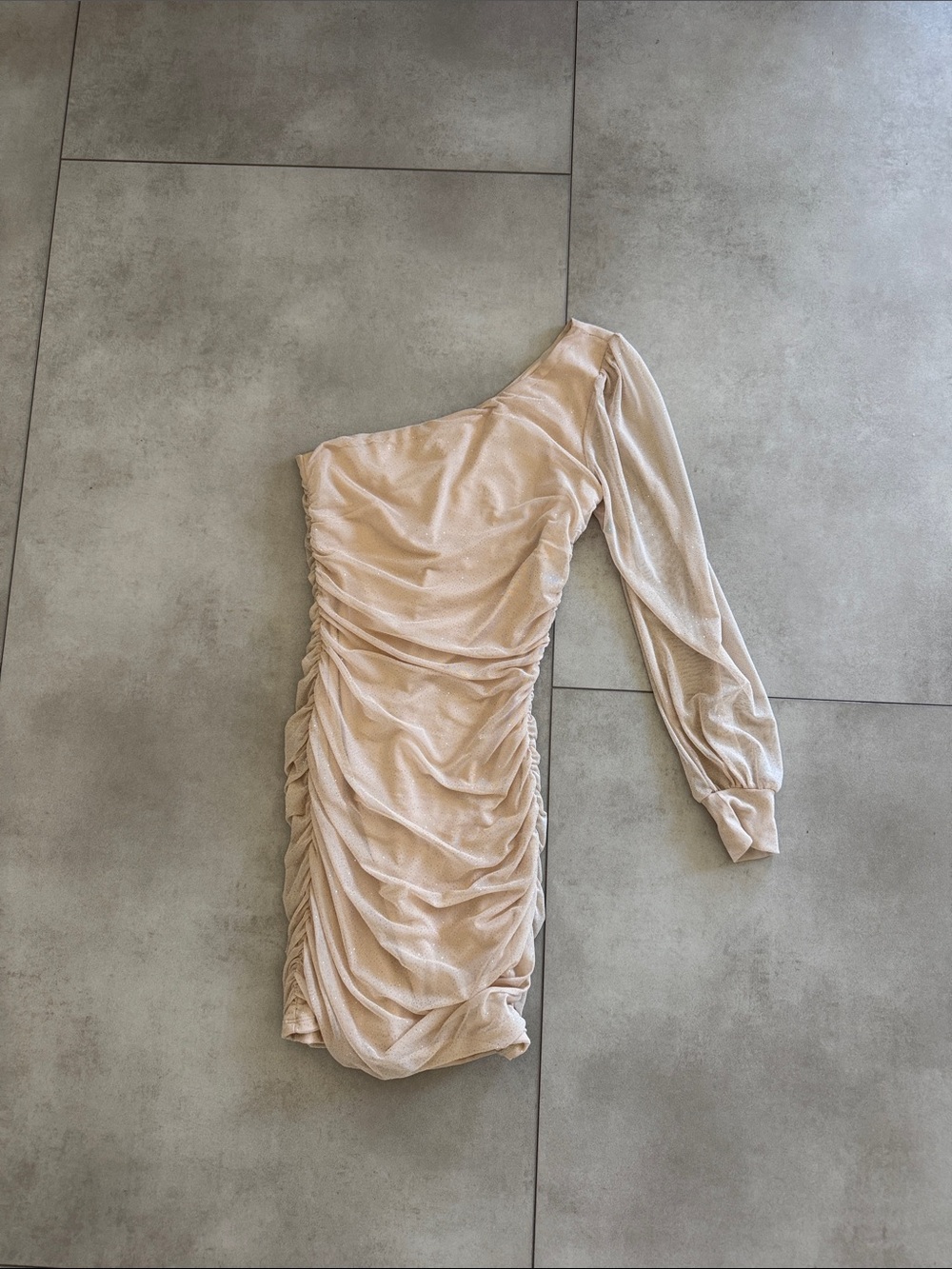 Xtraordinary One-Shoulder Ruched Cream Mini Dress